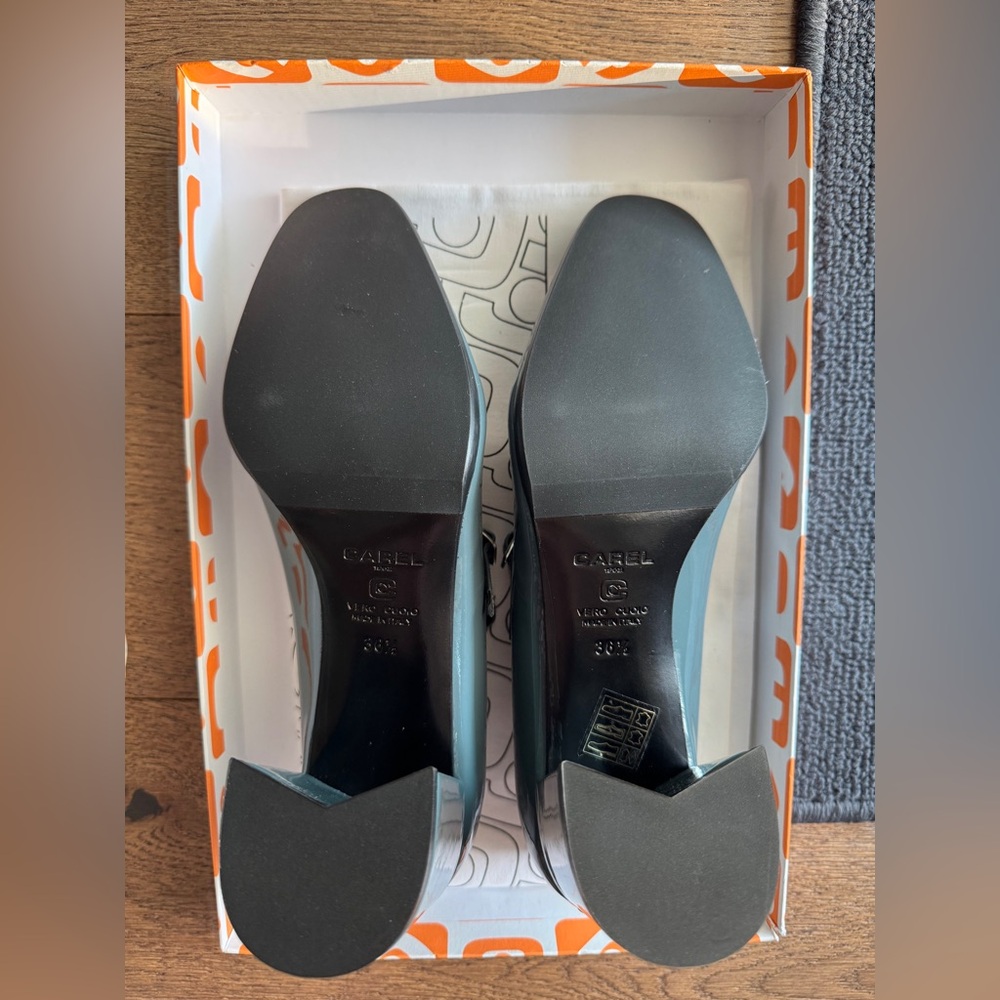 *NEW* Carel Paris Alice Mary Jane in Blue Grey Patent Leather US 6.5 Never Worn - Picture 7 of 11